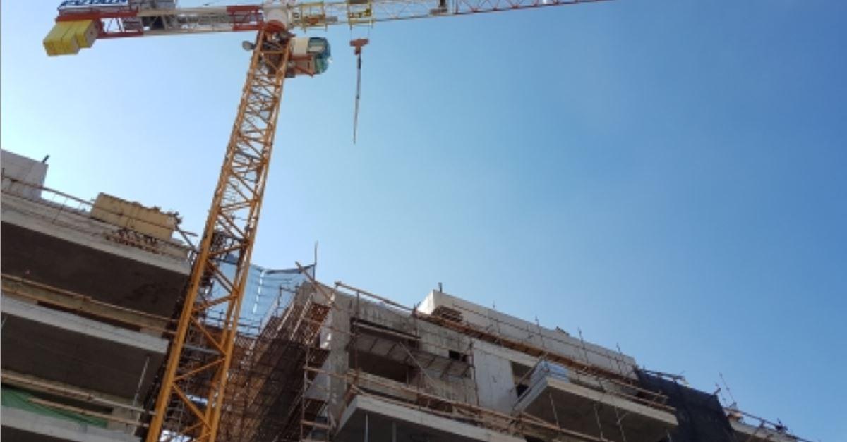 אתר בניה בשרון