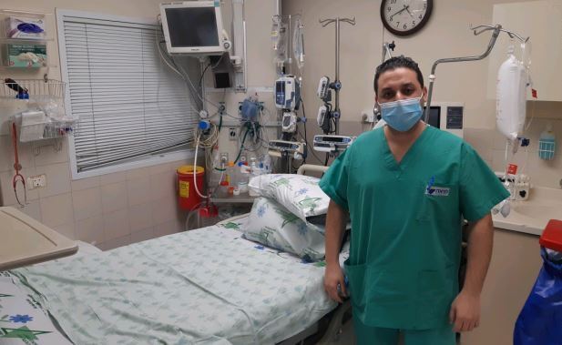 מוחמד מסראווה, אח במחלקת טיפול נמרץ