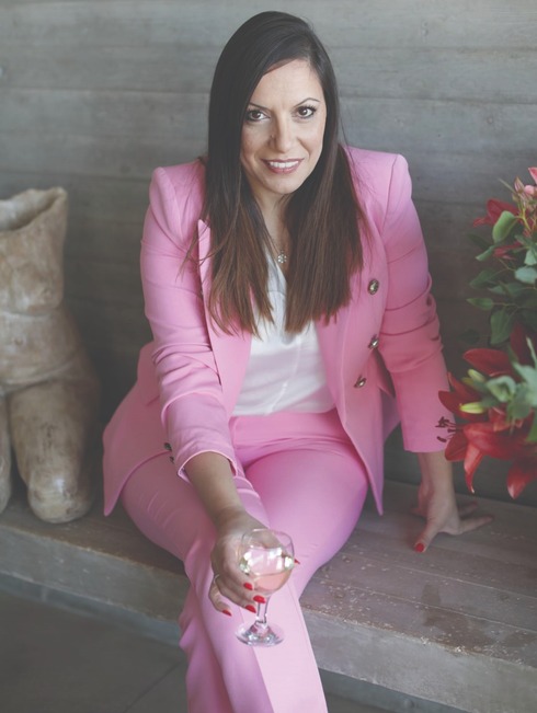 דנה זטלאווי