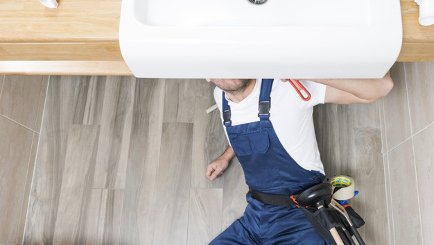 שירותי אינסטלטור