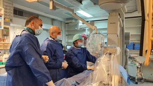 חדר הצנתורים בהלל יפה