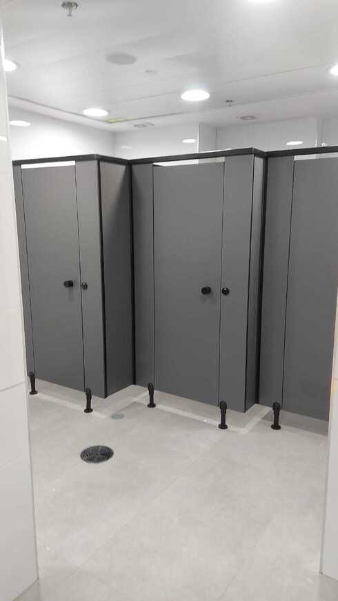 תחנת רכבת סגולה